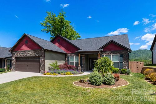 407 Bell Lily Dr, Weaverville, NC, 28787-0676 | Card Image