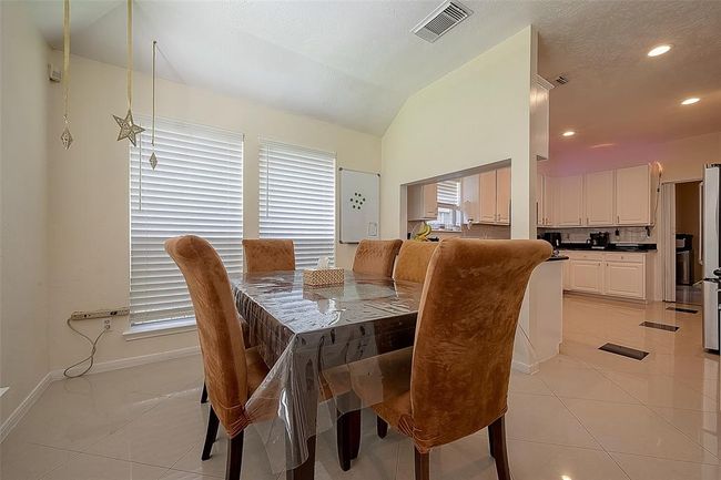 11823 Caprock Canyons Ln, House other with 4 bedrooms, 3 bathrooms and 2 parking in Sugar Land TX | Image 12