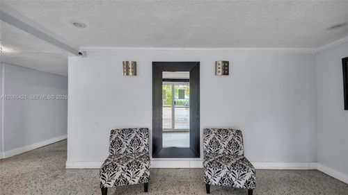 4b-8001 Crespi Blvd, Miami Beach, FL, 33141-1564 | Card Image