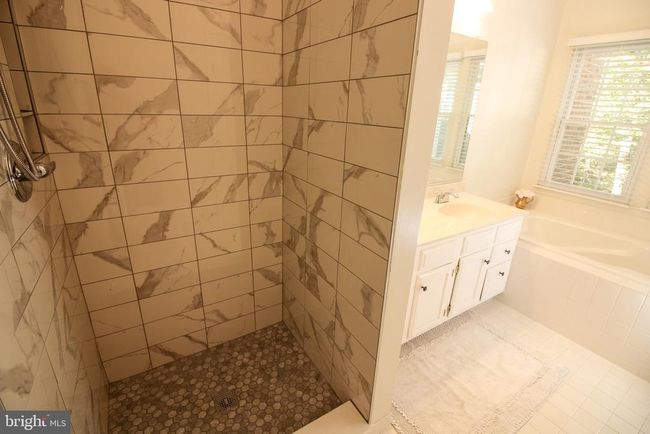 1392 Park Garden Ln, Townhouse with 3 bedrooms, 4 bathrooms and null parking in RESTON VA | Image 28