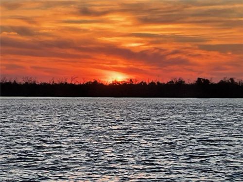 11787 Island Ave, MATLACHA, FL, 33993-9748 | Card Image