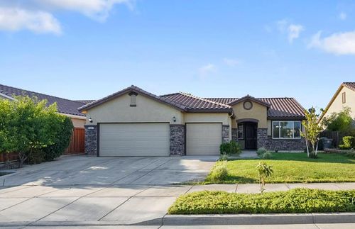 1444 San Pedro Street, Los Banos, CA, 93635 | Card Image