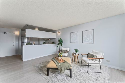 apt-717-3045 Ala Napuaa Pl, Honolulu, HI, 96818-2711 | Card Image