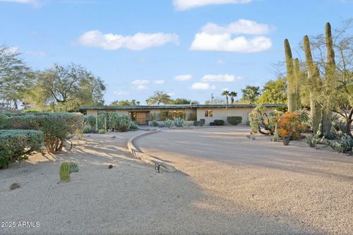 11046 N 74th St, Scottsdale, AZ, 85260-6404 | Card Image