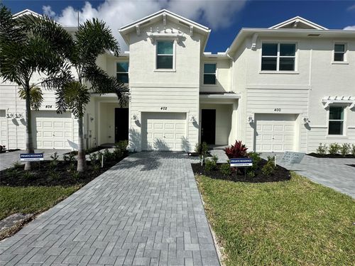 402-402 Se Crossoak Ln, Port St. Lucie, FL, 34984-6690 | Card Image