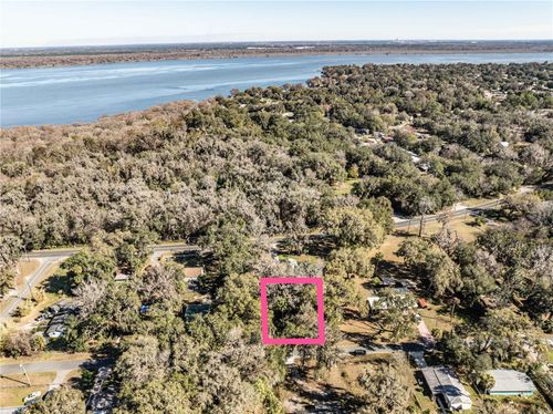 000 Cr 422, LAKE PANASOFFKEE, FL, 33538 | Card Image