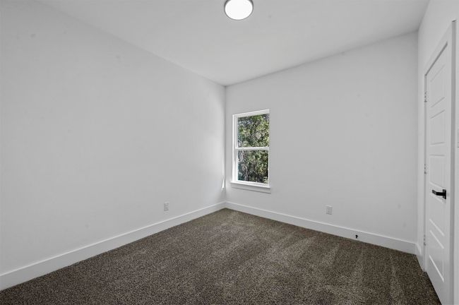 5424 Bourquin St, House other with 4 bedrooms, 2 bathrooms and null parking in Dallas TX | Image 16