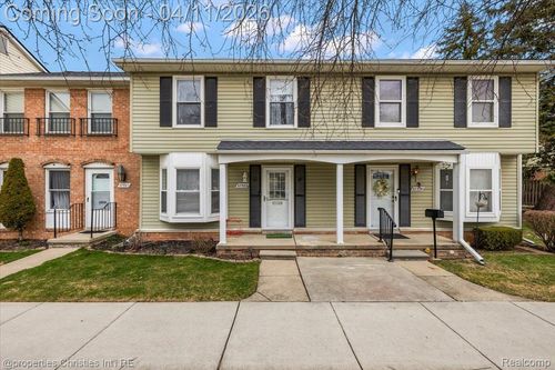 37589 Charter Oaks Blvd, Clinton Twp, MI, 48036-4406 | Card Image