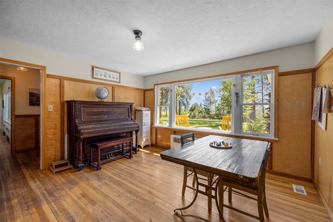 School room, could be formal dining room as well | Image 20