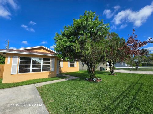 3530 S 55th Ave, Greenacres, FL, 33463-3240 | Card Image