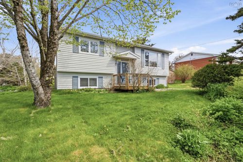 51 Parkdale Avenue, Timberlea, NS, B3T1C2 | Card Image