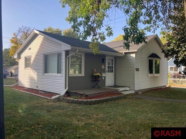 3rd Ave, Sleepy Eye, MN 56085