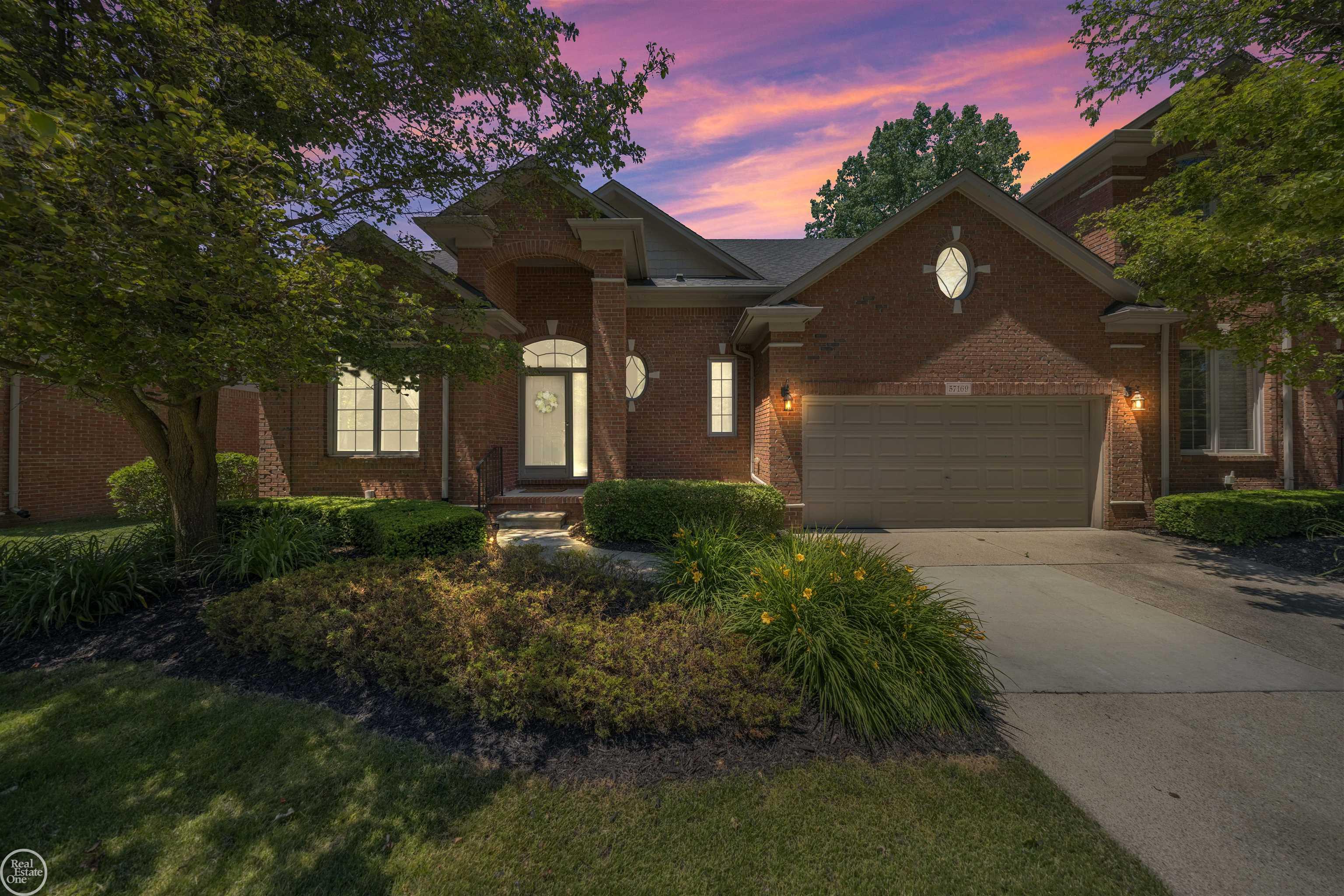 Brookfield Way, Washington, MI 48094