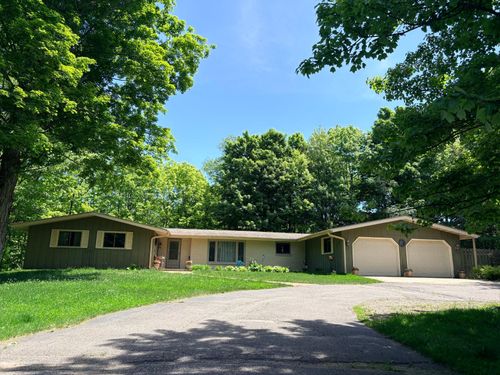 3270 Sth 17, Rhinelander, WI, 54501-8450 | Card Image
