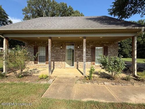 67 Dudley Pl, Byhalia, MS, 38611-6973 | Card Image