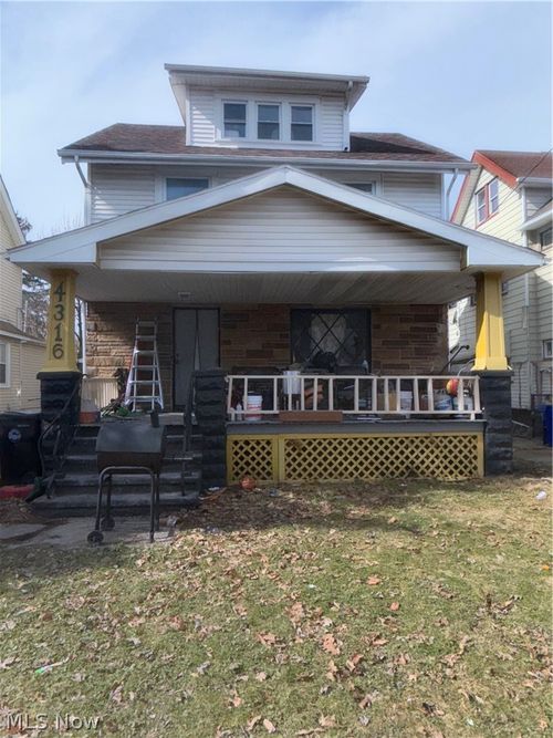 4316 E 119th St, Cleveland, OH, 44105-6204 | Card Image