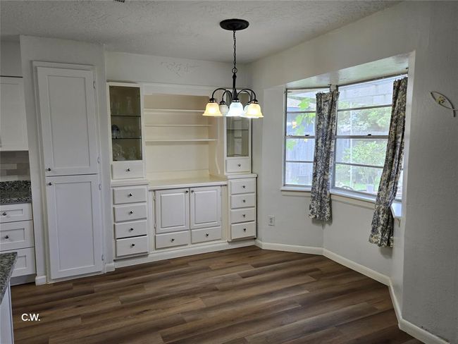 11834 Mulholland Dr, House other with 4 bedrooms, 2 bathrooms and 2 parking in Meadows Place TX | Image 12