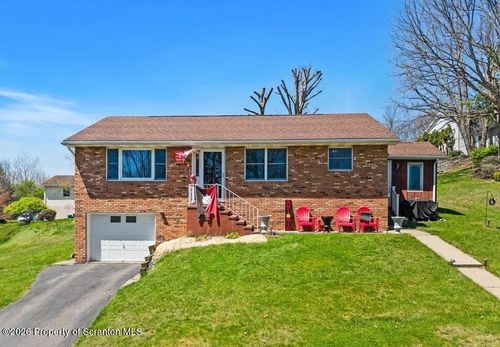 18 James Way, Archbald, PA, 18403-1545 | Card Image