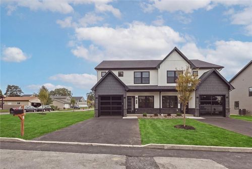 822 Hunter St, CATASAUQUA, PA, 18032-1522 | Card Image