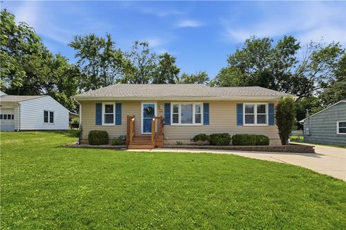 800 Se Miller St, Lees Summit, MO, 64063-4245 | Card Image