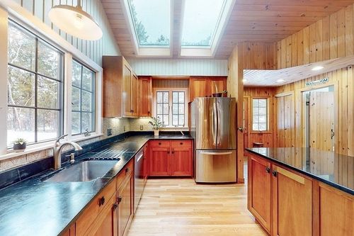 63 Conant St, Acton, MA, 01720-4235 | Card Image