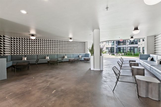 Resident Lounge Area | Image 34