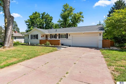3315 S 104th Ave, Omaha, NE, 68124-2512 | Card Image