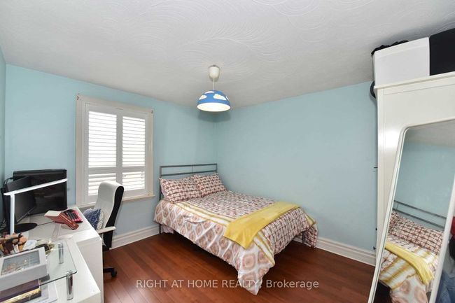 MAIN - 23 Amherst Ave, House other with 2 bedrooms, 1 bathrooms and 1 parking in York ON | Image 8