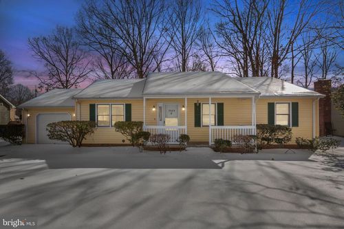 5404 Leavells Crossing Dr, FREDERICKSBURG, VA, 22407-1632 | Card Image