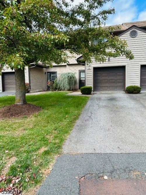 s011-11 Sparrow Cir, Newton, NJ, 07860-1494 | Card Image