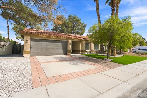 2928 Pleasant Lake Drive, Las Vegas, NV, 89117 | Card Image
