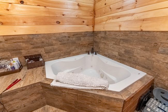 Custom Home and Acreage for Sale37 | Image 37