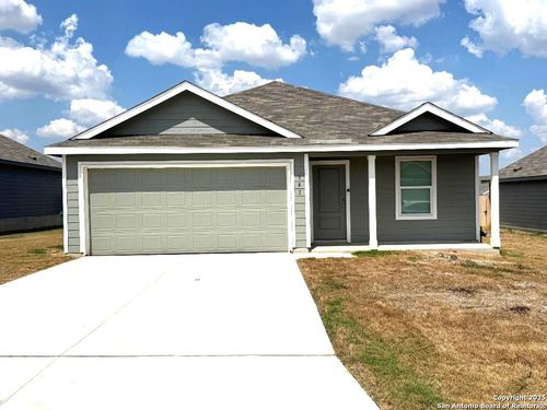 341 Crape Pl, Jourdanton, TX, 78026-2271 | Card Image