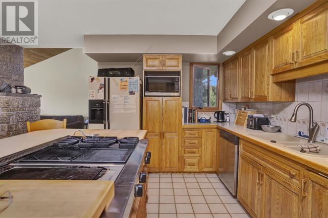 205 Demchuk Rd, Home with 3 bedrooms, 3 bathrooms and null parking in Thunder Bay ON | Image 15