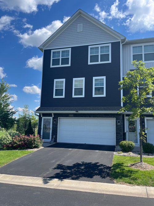 1690 Windigo Ln, Shakopee, MN, 55379-3550 | Card Image