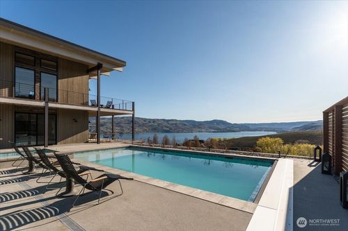 140 Clos Chevalle Rd, Chelan, WA, 98816-4700 | Card Image