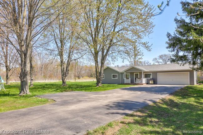 8845 Ormes Road, Home with 3 bedrooms, 2 bathrooms and null parking in Tuscola Twp MI | Image 3