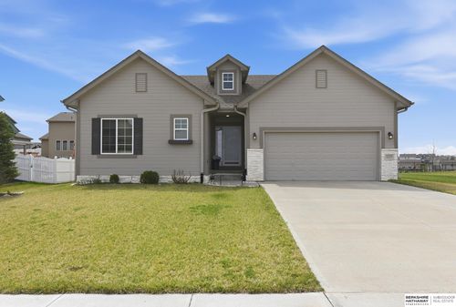11003 Superior Dr, Papillion, NE, 68046-5847 | Card Image