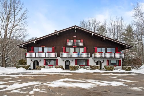 d5-46 Linderhof Golf Course Rd, Glen, NH, 03838-6204 | Card Image