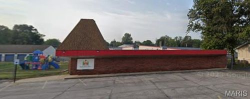 2511 Eastview Dr, Belleville, IL, 62221-4209 | Card Image