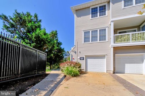 4664 Superior Sq, FAIRFAX, VA, 22033-3872 | Card Image