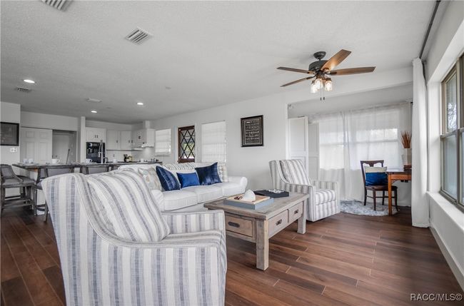 5463 S Withlapopka Dr, House other with 3 bedrooms, 3 bathrooms and 2 parking in FLORAL CITY FL | Image 12