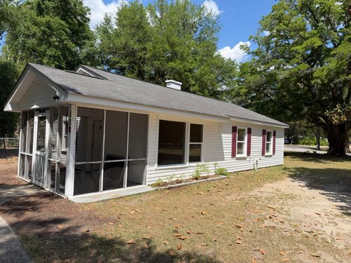 118 Taylor St, Aiken, SC, 29803-7318 | Card Image