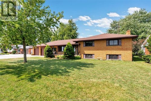 1233 County Rd 27, Belle River, ON, N8L1B7 | Card Image