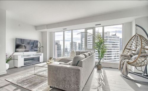 20 Edward St, Toronto, ON, M5G0C5 | Card Image