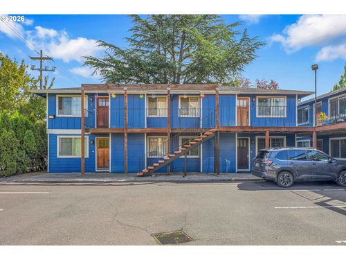 2-4956 Ne 9th Ave, Portland, OR, 97211-4579 | Card Image
