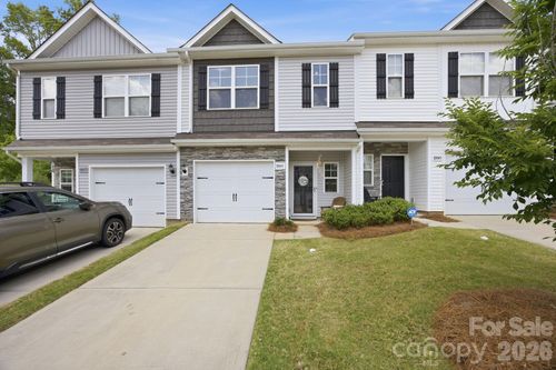 10041 Brittondale Ln, Charlotte, NC, 28215-1893 | Card Image