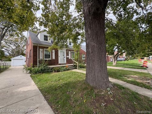 16829 Gilchrist St, Detroit, MI, 48235-3362 | Card Image