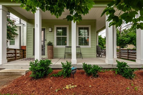 1 Claiborne St, Nashville, TN, 37210-3401 | Card Image