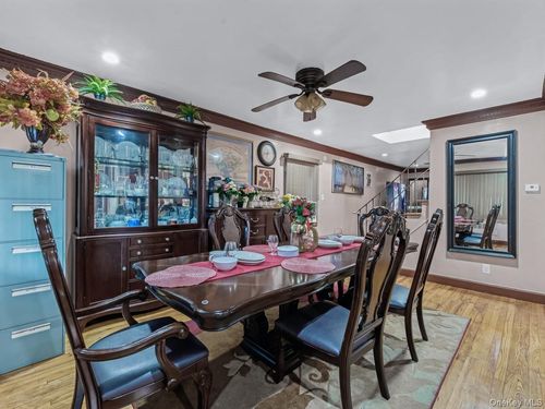 24016 128th Rd, Rosedale, NY, 11422-1006 | Card Image